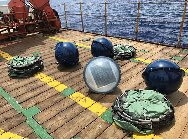 海上浮標 海上浮標